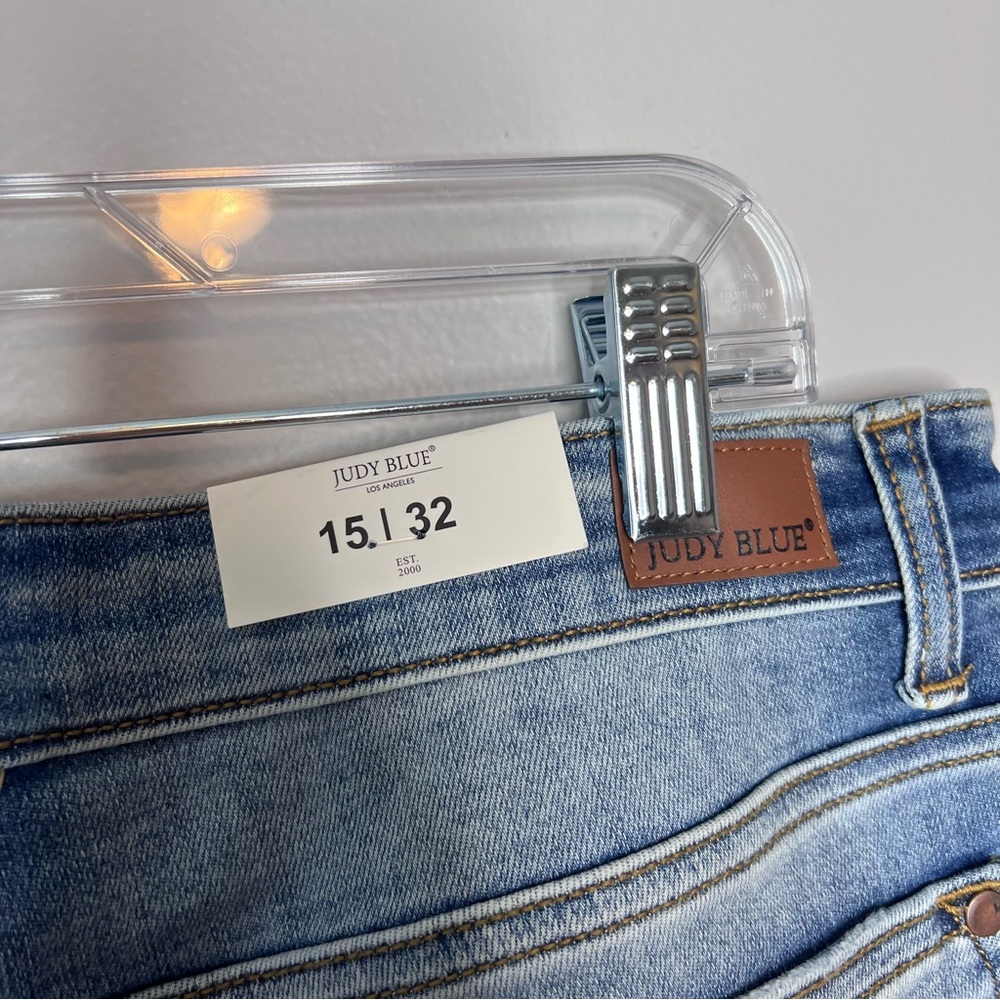 NWT Judy Blue Trouser Flare High Waist Jeans 15/32 - Picture 6 of 7